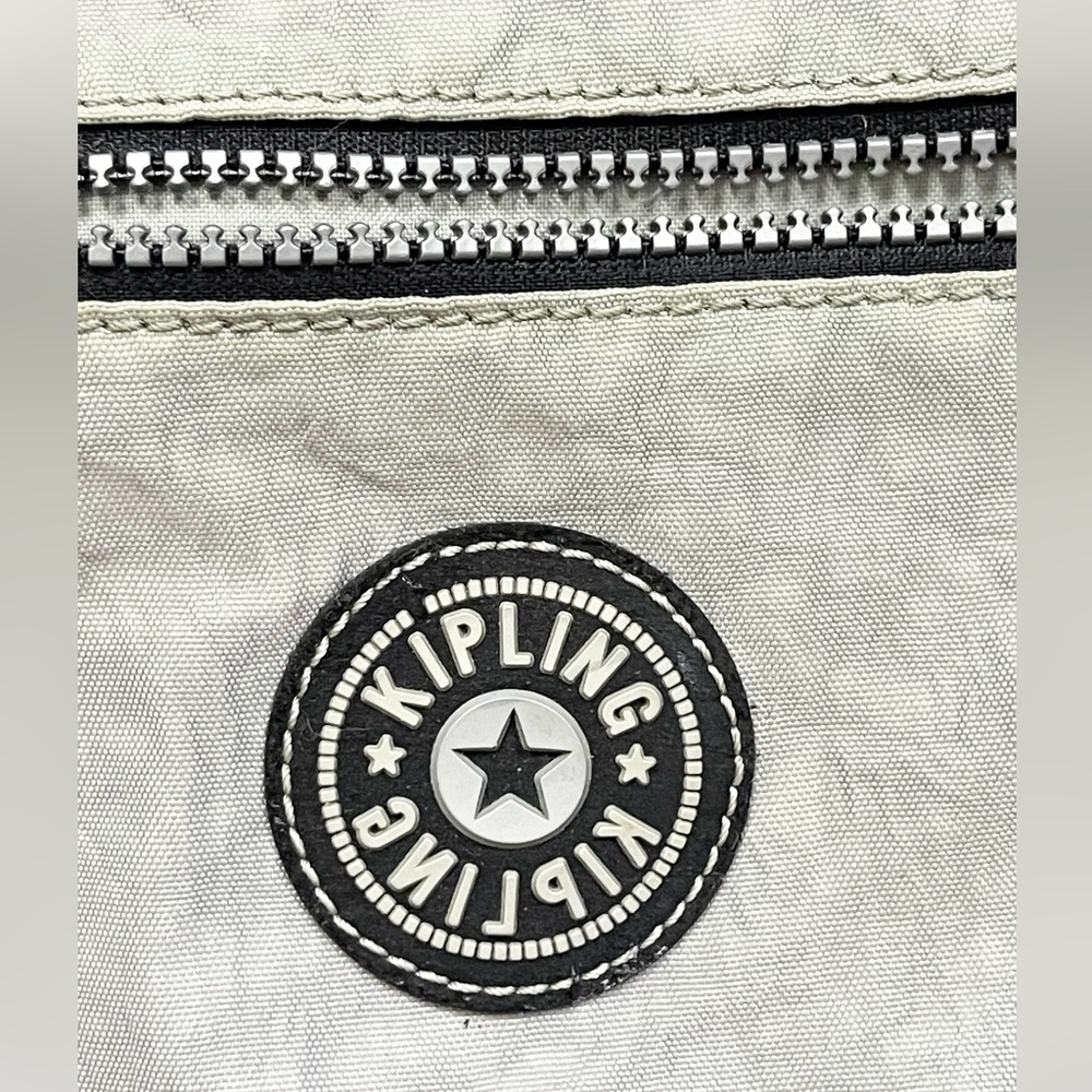 Cute Kipling gray tie dye fanny pack! - Picture 3 of 9